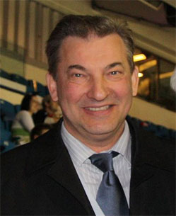 Владислав Александрович Третьяк — выдающийся советский хоккеист, вратарь