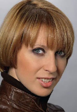 Яна Алексеевна Чурикова –  популярная ведущая на телевидении